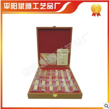 锌合金电镀真金木盒包装国宝熊猫30枚纪念金条，纪念章图1