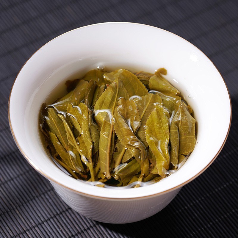 云南厂家直供2019年头春普洱茶纯料生茶一周年限量纪念饼茶357g饼图4