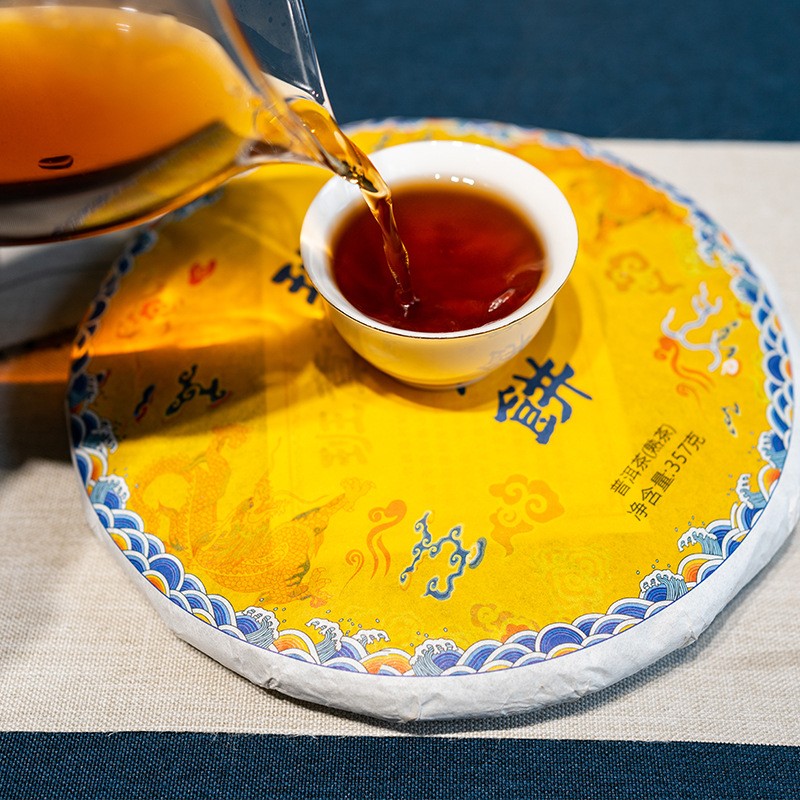 班章龙饼357g茶饼 普洱熟茶云南古树陈年熟普七子饼茶批发图2