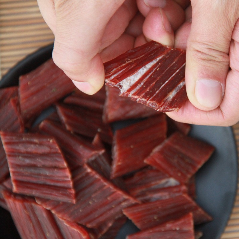 风干猪肉干厂家自销猪肉干年货特产风干肉类麻辣零食250g休闲食品图4