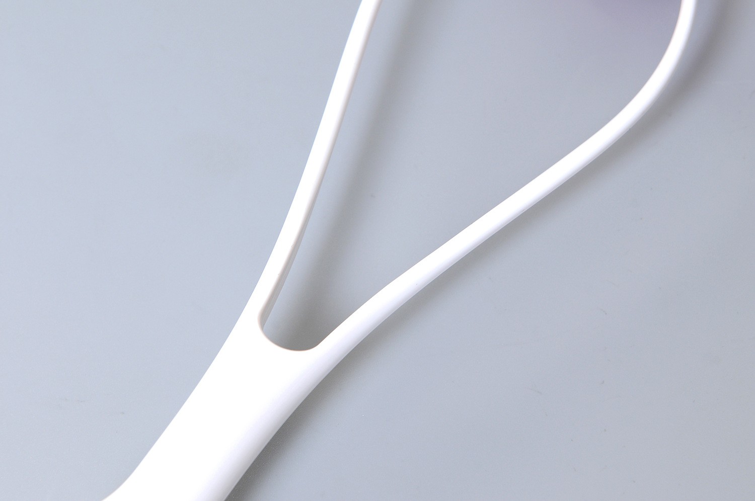 厂家直发 震动脸部按摩器 小V脸 面部按摩器 可定制图5